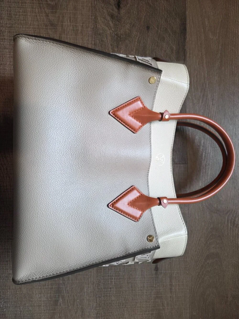 Louis Vuitton on My Side Tuffetage MM 2-Way Bag Shoulder
